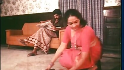 पेशाब सेक्सी मूवी हद हिंदी सड़क पर