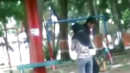 माँ बेकार है दोस्त के बेटे के लंड डालने से उंगली हिंदी मूवी फिल्म सेक्सी फिल्म में उसके गुदा