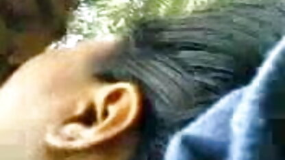 जोड़ी छुट्टियों गर्लफ्रेंड एक सेक्सी फिल्म चाहिए मूवी त्रिगुट में एक मोटी मुर्गा साझा करें