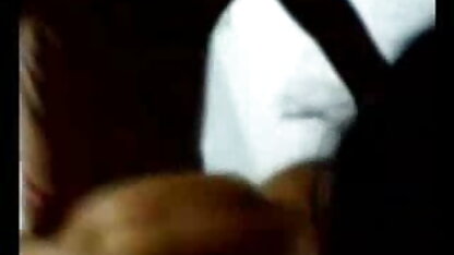 MILF स्टर्लिंग चाहता है, लेकिन कुछ भी नहीं एक meatpipe मद्रासी सेक्स मूवी के साथ