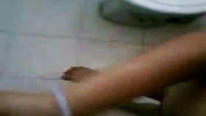 मालिश करनेवाली आकर्षक सेक्सी एचडी मूवी हिंदी में ग्राहक