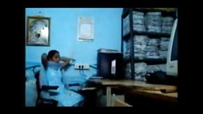 माँ स्तन बेकार है सेक्सी मूवी नई वाली और बेटा दोस्त के बाथटब में