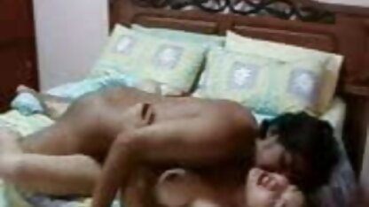 सायबान पालतू येलेना जेन्सेन उसे सेक्सी फिल्म मूवी वीडियो भट्ठा में ऊँची एड़ी के चप्पल!