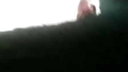 खूबसूरत सेक्स की मूवी हिंदी में सुनहरे बालों वाली blowjob करता है और rips भट्ठा